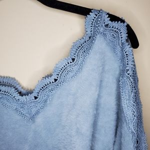 Bluish gray sweater with lace arms